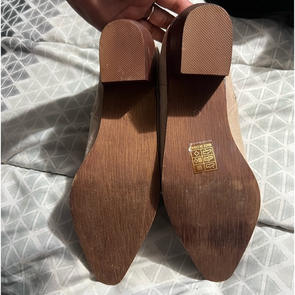 Booties - Picture 4 of 4